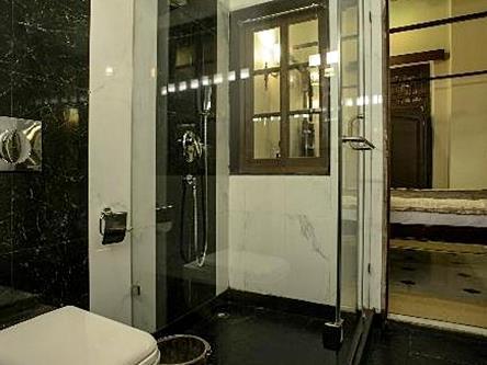 Hotel 233 Park Street Колката Екстериор снимка