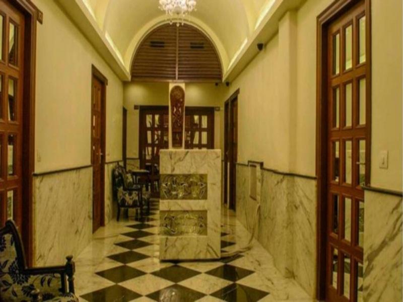 Hotel 233 Park Street Колката Екстериор снимка